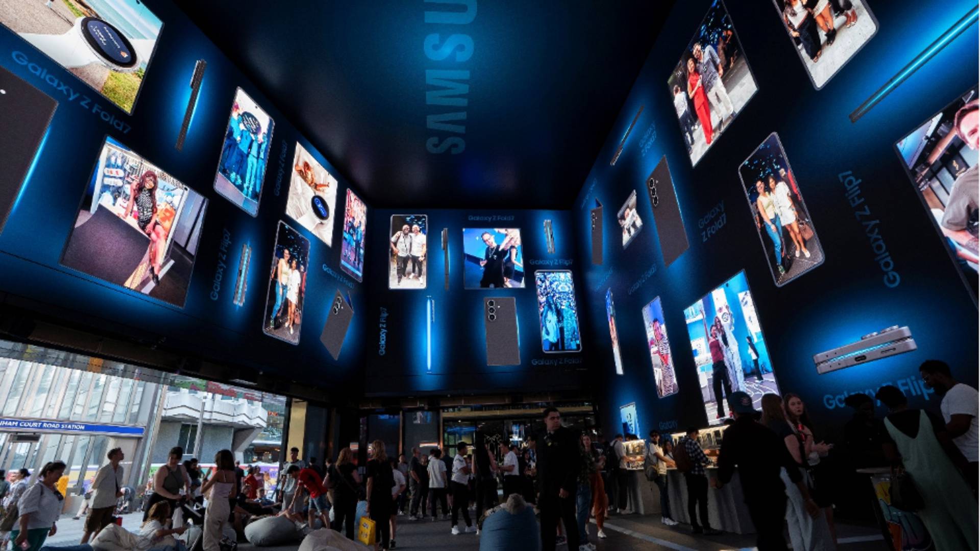 Samsung Now Building Interior
